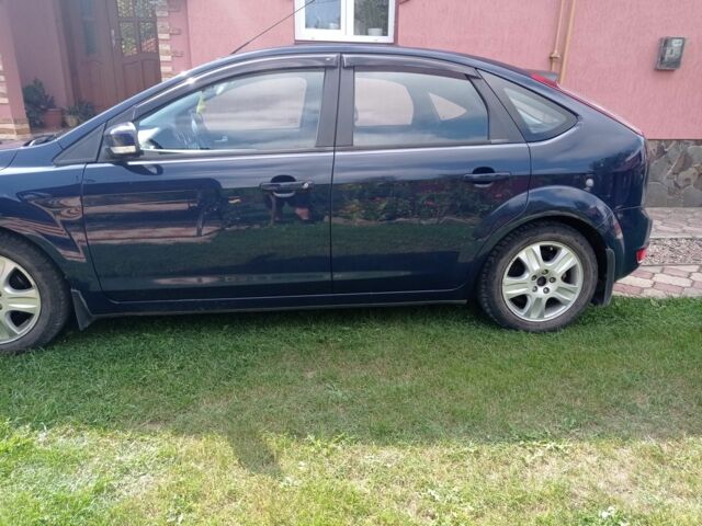 Синій Форд Фокус, об'ємом двигуна 1.4 л та пробігом 147 тис. км за 5000 $, фото 3 на Automoto.ua