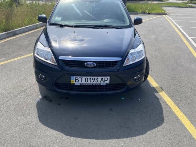 Синий Форд Фокус, объемом двигателя 1.6 л и пробегом 228 тыс. км за 5700 $, фото 1 на Automoto.ua