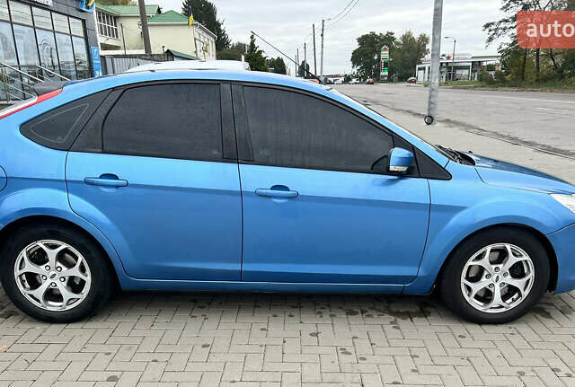Синій Форд Фокус, об'ємом двигуна 2 л та пробігом 208 тис. км за 6800 $, фото 22 на Automoto.ua