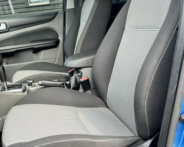 Синий Форд Фокус, объемом двигателя 2 л и пробегом 208 тыс. км за 6500 $, фото 12 на Automoto.ua