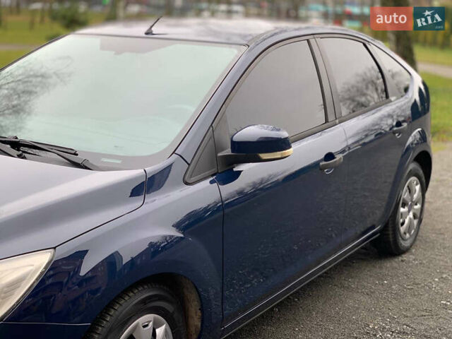 Синий Форд Фокус, объемом двигателя 1.4 л и пробегом 195 тыс. км за 4600 $, фото 10 на Automoto.ua