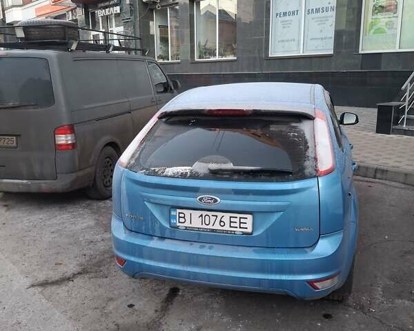 Синий Форд Фокус, объемом двигателя 1.6 л и пробегом 165 тыс. км за 6100 $, фото 1 на Automoto.ua
