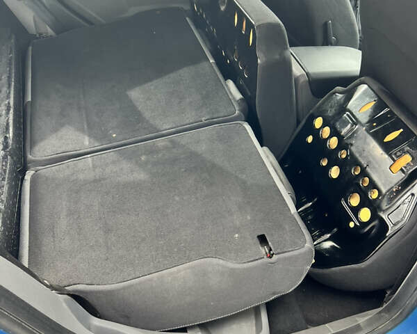 Синий Форд Фокус, объемом двигателя 2 л и пробегом 208 тыс. км за 6500 $, фото 15 на Automoto.ua