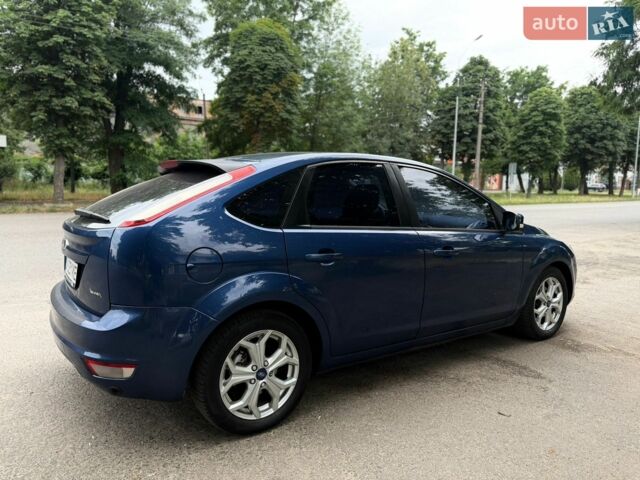 Синій Форд Фокус, об'ємом двигуна 1.6 л та пробігом 270 тис. км за 4950 $, фото 7 на Automoto.ua