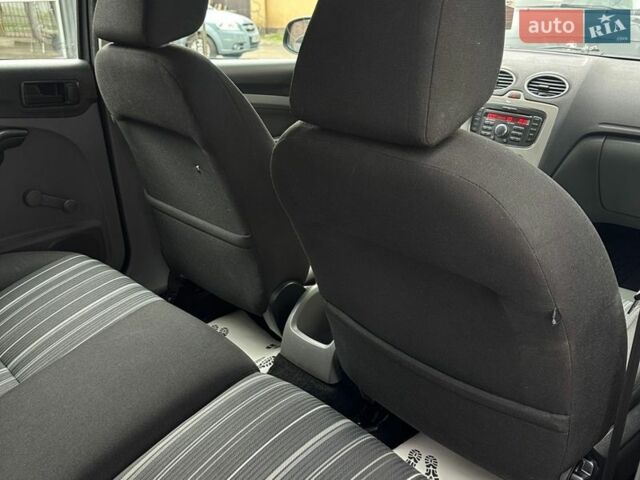 Синий Форд Фокус, объемом двигателя 1.6 л и пробегом 293 тыс. км за 4950 $, фото 16 на Automoto.ua