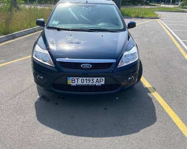 Синій Форд Фокус, об'ємом двигуна 1.6 л та пробігом 210 тис. км за 6000 $, фото 3 на Automoto.ua