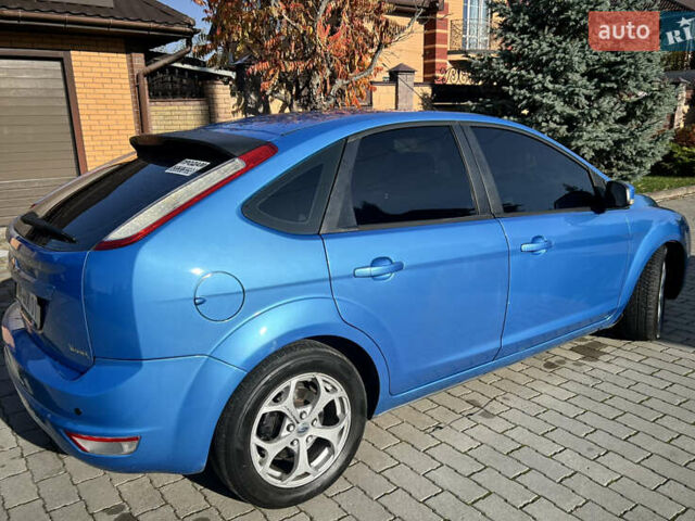 Синий Форд Фокус, объемом двигателя 2 л и пробегом 208 тыс. км за 6500 $, фото 4 на Automoto.ua