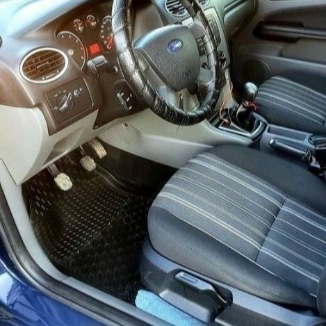 Синий Форд Фокус, объемом двигателя 0 л и пробегом 189 тыс. км за 5802 $, фото 5 на Automoto.ua