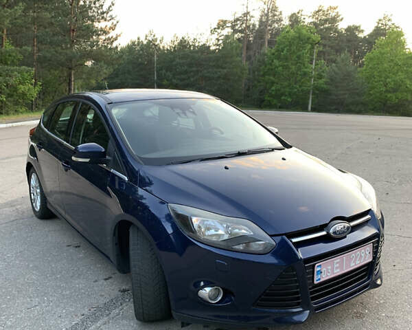 Синий Форд Фокус, объемом двигателя 1.6 л и пробегом 249 тыс. км за 7500 $, фото 2 на Automoto.ua