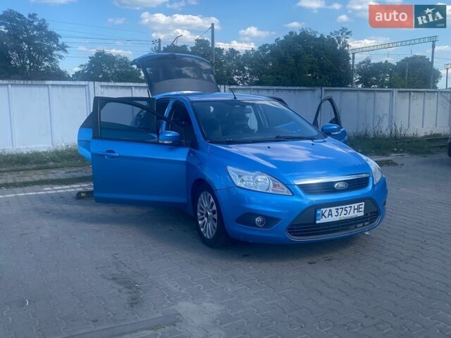 Синій Форд Фокус, об'ємом двигуна 1.6 л та пробігом 164 тис. км за 5500 $, фото 2 на Automoto.ua