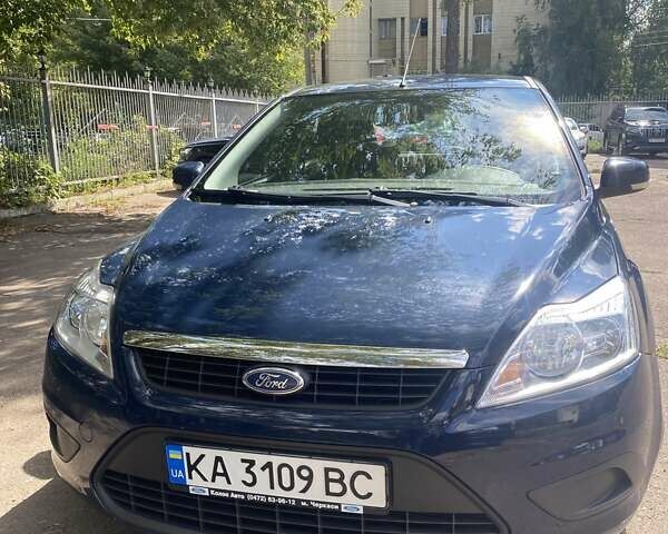 Синій Форд Фокус, об'ємом двигуна 1.39 л та пробігом 111 тис. км за 6000 $, фото 1 на Automoto.ua