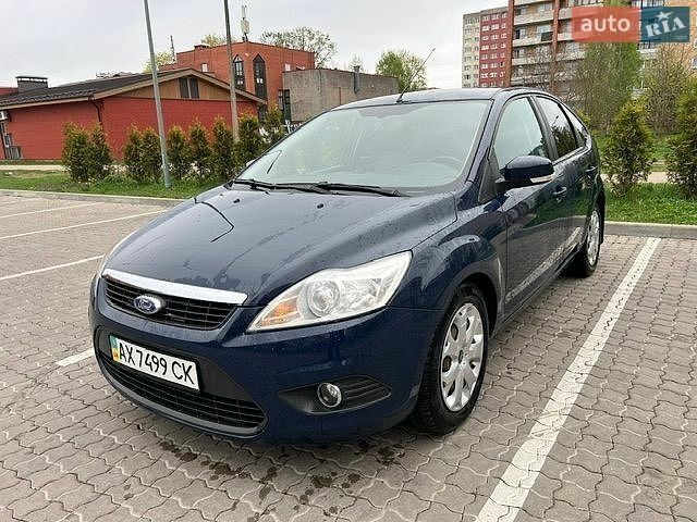 Синий Форд Фокус, объемом двигателя 1.6 л и пробегом 152 тыс. км за 5800 $, фото 6 на Automoto.ua