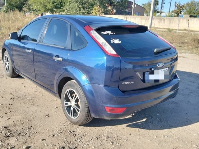Синий Форд Фокус, объемом двигателя 0 л и пробегом 183 тыс. км за 6000 $, фото 3 на Automoto.ua