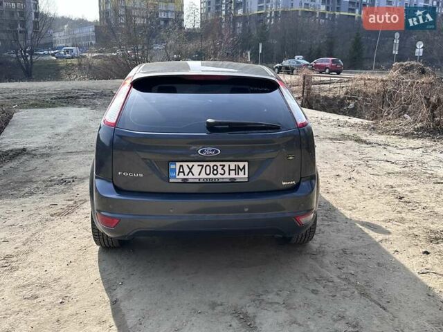 Синий Форд Фокус, объемом двигателя 1.4 л и пробегом 220 тыс. км за 5500 $, фото 2 на Automoto.ua