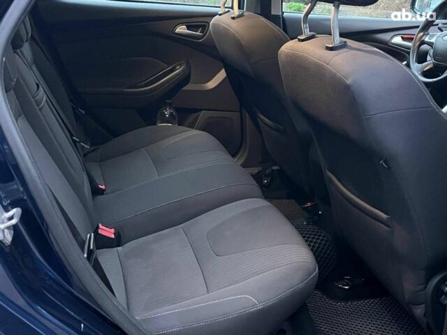 Синій Форд Фокус, об'ємом двигуна 1.6 л та пробігом 258 тис. км за 7990 $, фото 12 на Automoto.ua