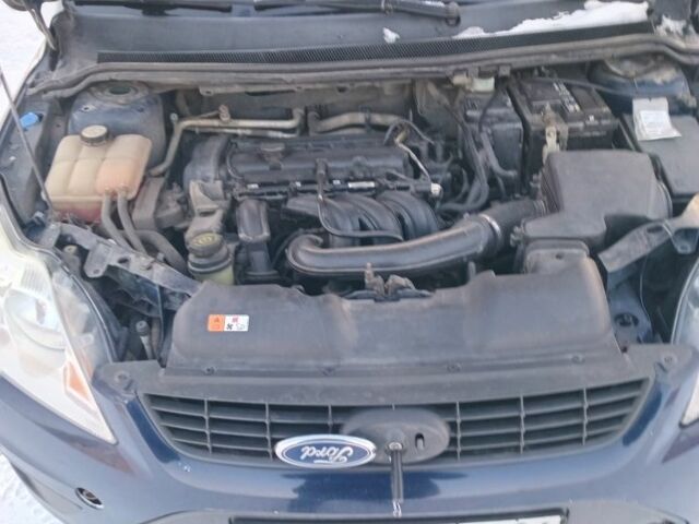 Синий Форд Фокус, объемом двигателя 1.4 л и пробегом 210 тыс. км за 5100 $, фото 8 на Automoto.ua