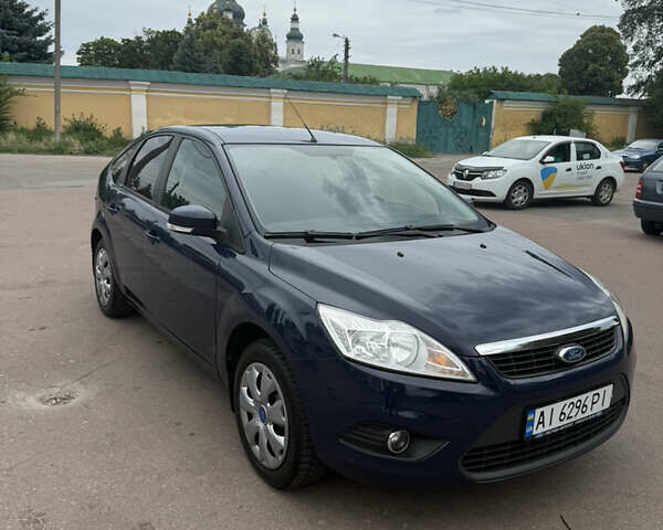 Синий Форд Фокус, объемом двигателя 1.6 л и пробегом 171 тыс. км за 6500 $, фото 1 на Automoto.ua
