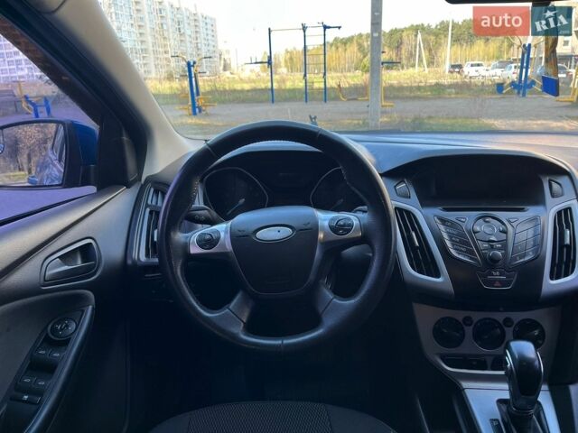 Синій Форд Фокус, об'ємом двигуна 2 л та пробігом 188 тис. км за 5900 $, фото 29 на Automoto.ua