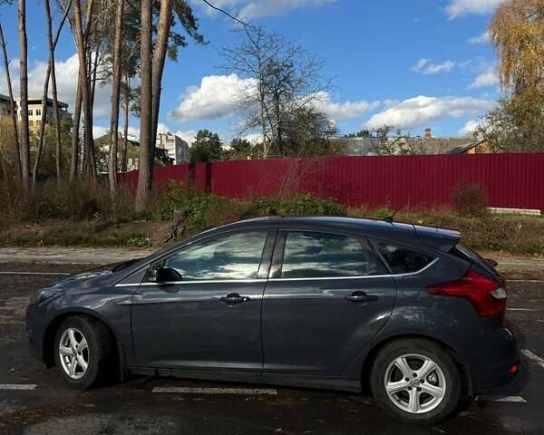 Синий Форд Фокус, объемом двигателя 1.6 л и пробегом 240 тыс. км за 7000 $, фото 5 на Automoto.ua