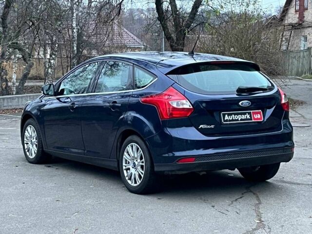 Синій Форд Фокус, об'ємом двигуна 1.6 л та пробігом 258 тис. км за 6740 $, фото 5 на Automoto.ua