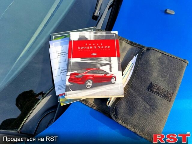 Синий Форд Фокус, объемом двигателя 2 л и пробегом 165 тыс. км за 7000 $, фото 1 на Automoto.ua