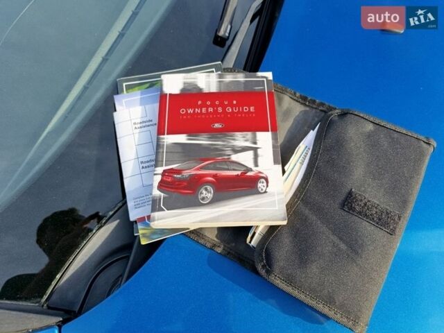 Синій Форд Фокус, об'ємом двигуна 2 л та пробігом 165 тис. км за 6500 $, фото 1 на Automoto.ua