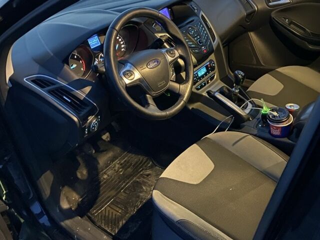 Синий Форд Фокус, объемом двигателя 2 л и пробегом 313 тыс. км за 3300 $, фото 8 на Automoto.ua