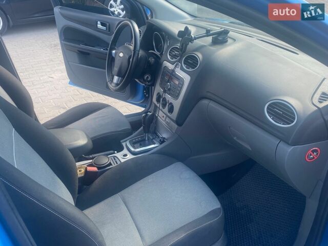 Синій Форд Фокус, об'ємом двигуна 1.6 л та пробігом 164 тис. км за 5500 $, фото 18 на Automoto.ua