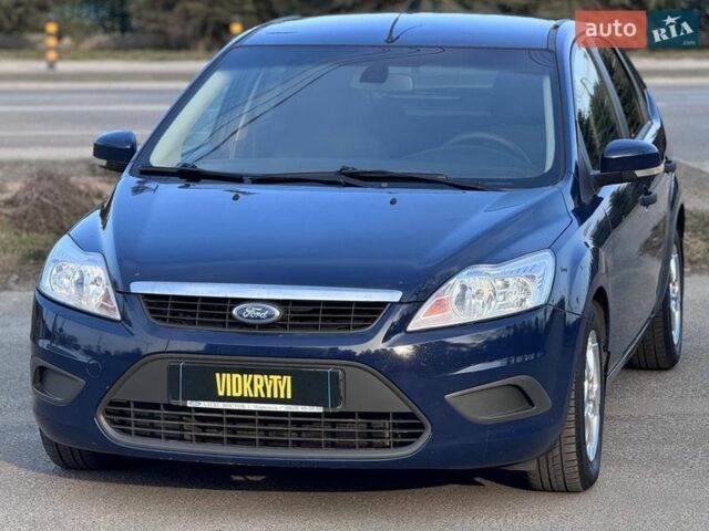 Синий Форд Фокус, объемом двигателя 1.39 л и пробегом 136 тыс. км за 5150 $, фото 2 на Automoto.ua