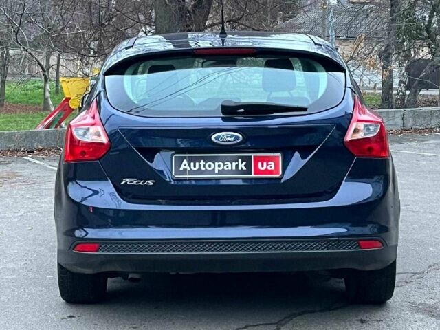 Синій Форд Фокус, об'ємом двигуна 1.6 л та пробігом 258 тис. км за 6740 $, фото 6 на Automoto.ua