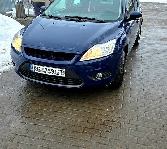 Синий Форд Фокус, объемом двигателя 1.4 л и пробегом 240 тыс. км за 4000 $, фото 1 на Automoto.ua