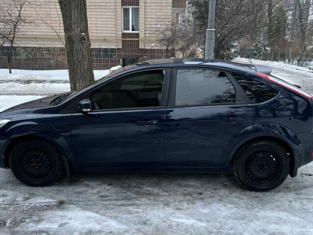 Синій Форд Фокус, об'ємом двигуна 1.6 л та пробігом 105 тис. км за 7000 $, фото 7 на Automoto.ua