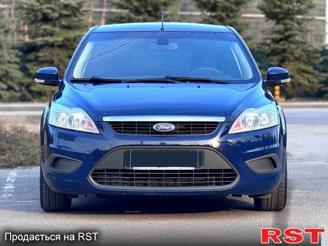 Синій Форд Фокус, об'ємом двигуна 1.4 л та пробігом 135 тис. км за 5150 $, фото 4 на Automoto.ua
