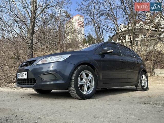 Синий Форд Фокус, объемом двигателя 1.4 л и пробегом 220 тыс. км за 5500 $, фото 5 на Automoto.ua