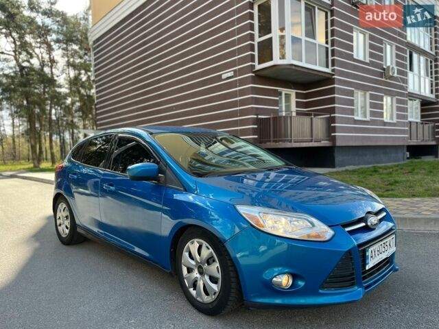 Синій Форд Фокус, об'ємом двигуна 2 л та пробігом 188 тис. км за 5900 $, фото 1 на Automoto.ua