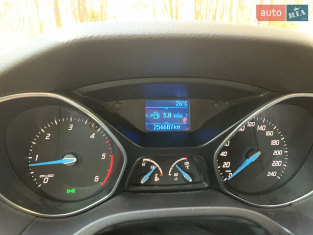 Синий Форд Фокус, объемом двигателя 1.6 л и пробегом 255 тыс. км за 7700 $, фото 13 на Automoto.ua