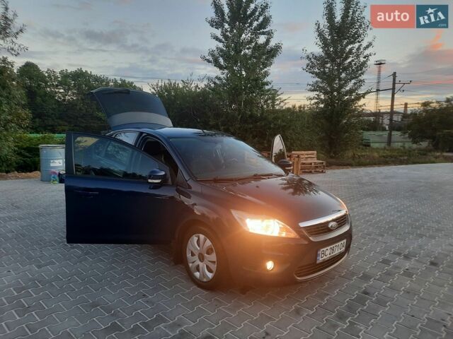 Синій Форд Фокус, об'ємом двигуна 1.6 л та пробігом 194 тис. км за 6600 $, фото 12 на Automoto.ua