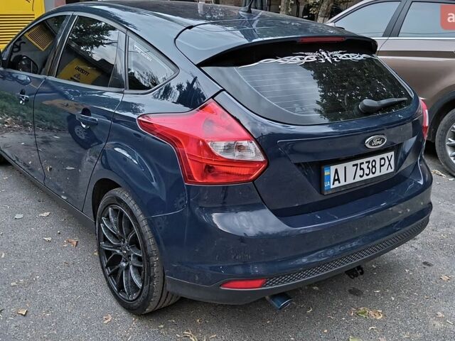 Синій Форд Фокус, об'ємом двигуна 1.6 л та пробігом 209 тис. км за 7500 $, фото 4 на Automoto.ua