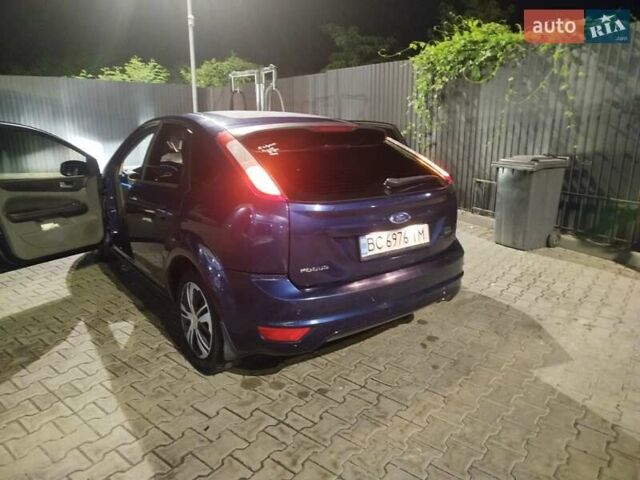 Синій Форд Фокус, об'ємом двигуна 1.6 л та пробігом 187 тис. км за 6500 $, фото 7 на Automoto.ua
