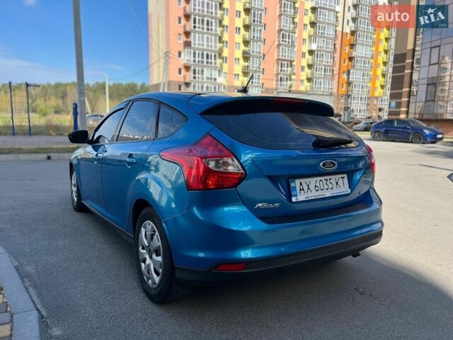 Синій Форд Фокус, об'ємом двигуна 2 л та пробігом 188 тис. км за 5900 $, фото 12 на Automoto.ua