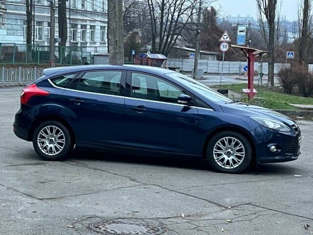 Синій Форд Фокус, об'ємом двигуна 1.6 л та пробігом 258 тис. км за 6740 $, фото 4 на Automoto.ua