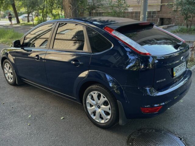 Синий Форд Фокус, объемом двигателя 1.6 л и пробегом 102 тыс. км за 7000 $, фото 5 на Automoto.ua