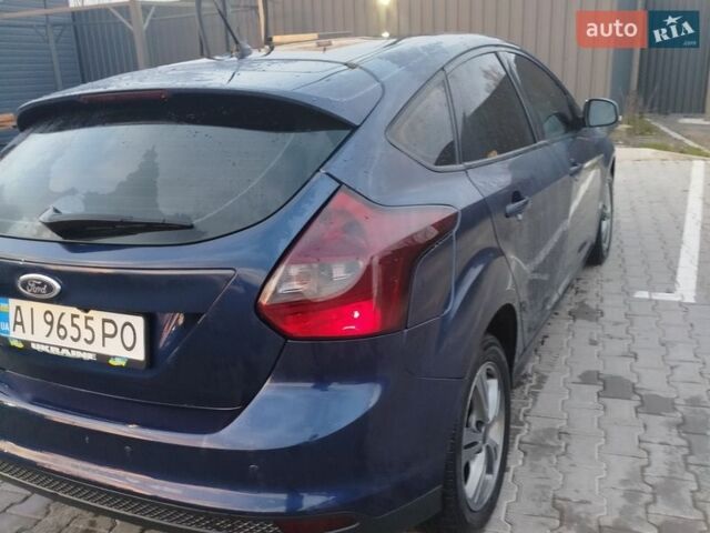 Синий Форд Фокус, объемом двигателя 1.6 л и пробегом 303 тыс. км за 5700 $, фото 4 на Automoto.ua