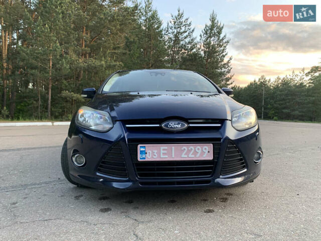 Синий Форд Фокус, объемом двигателя 1.6 л и пробегом 249 тыс. км за 7500 $, фото 1 на Automoto.ua