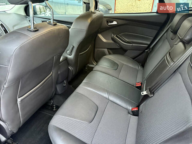 Синій Форд Фокус, об'ємом двигуна 1.6 л та пробігом 241 тис. км за 6999 $, фото 15 на Automoto.ua