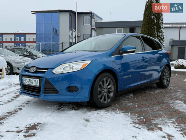 Синий Форд Фокус, объемом двигателя 0 л и пробегом 94 тыс. км за 6700 $, фото 2 на Automoto.ua