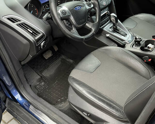 Синий Форд Фокус, объемом двигателя 2.05 л и пробегом 221 тыс. км за 8300 $, фото 3 на Automoto.ua