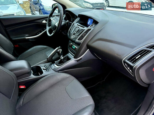 Синій Форд Фокус, об'ємом двигуна 1.6 л та пробігом 241 тис. км за 6999 $, фото 21 на Automoto.ua