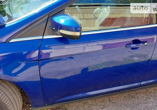 Синій Форд Фокус, об'ємом двигуна 2 л та пробігом 215 тис. км за 7750 $, фото 6 на Automoto.ua
