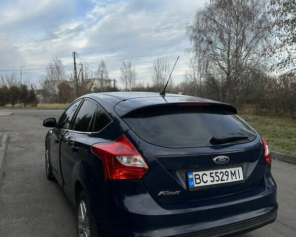 Синий Форд Фокус, объемом двигателя 1.6 л и пробегом 290 тыс. км за 7200 $, фото 6 на Automoto.ua